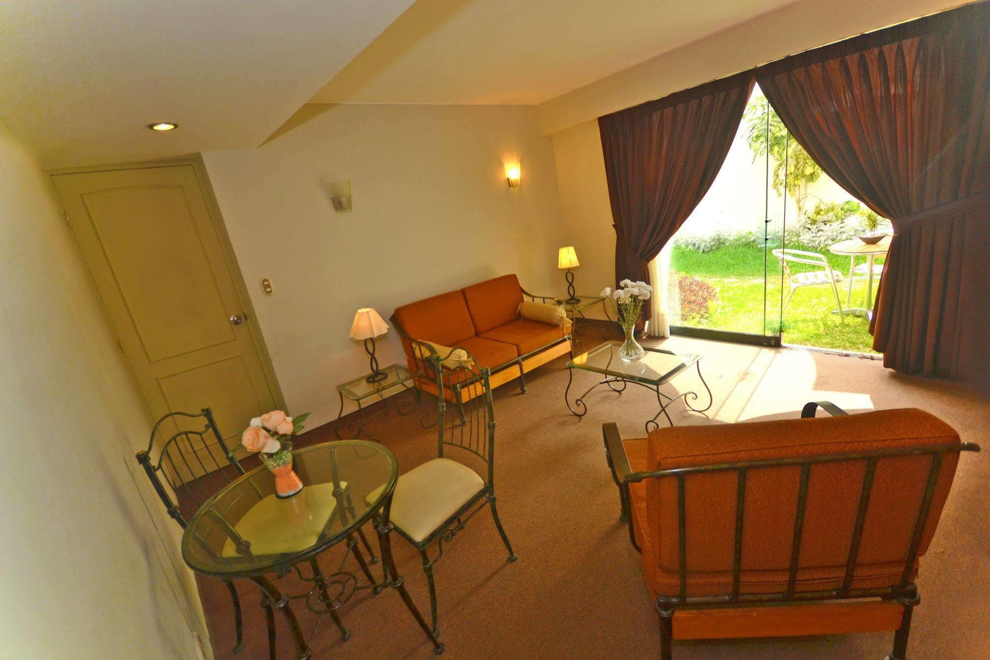 Suites Antique Apart Hotel Lima Exteriör bild